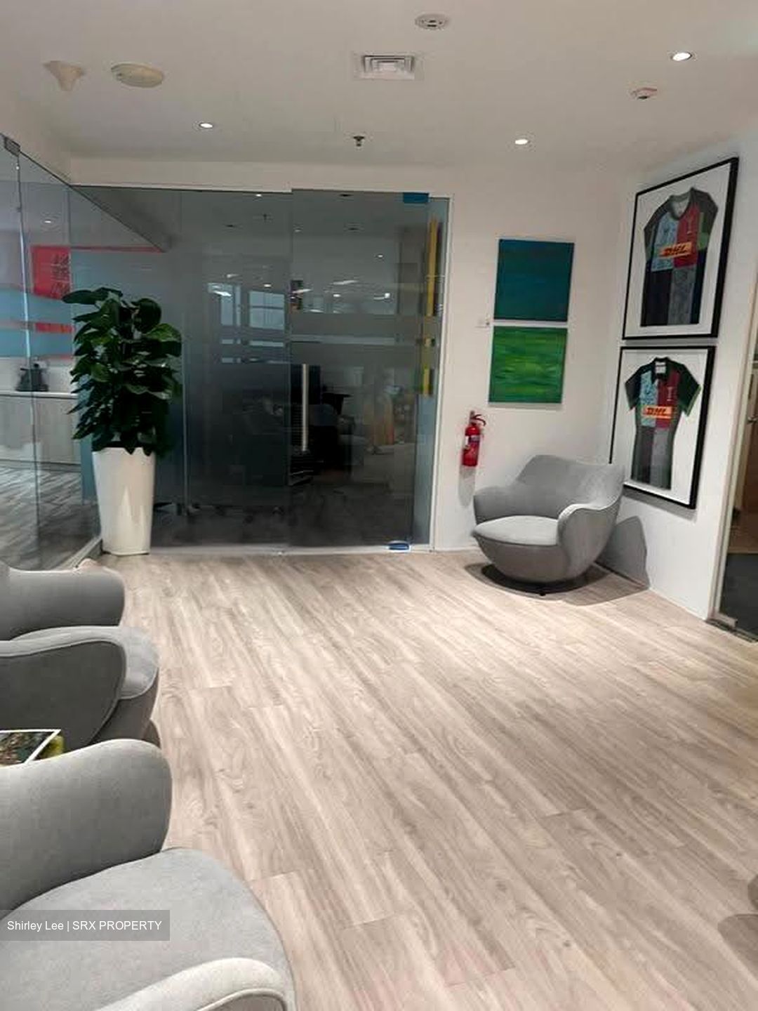 20 Collyer Quay (D1), Office #638106801